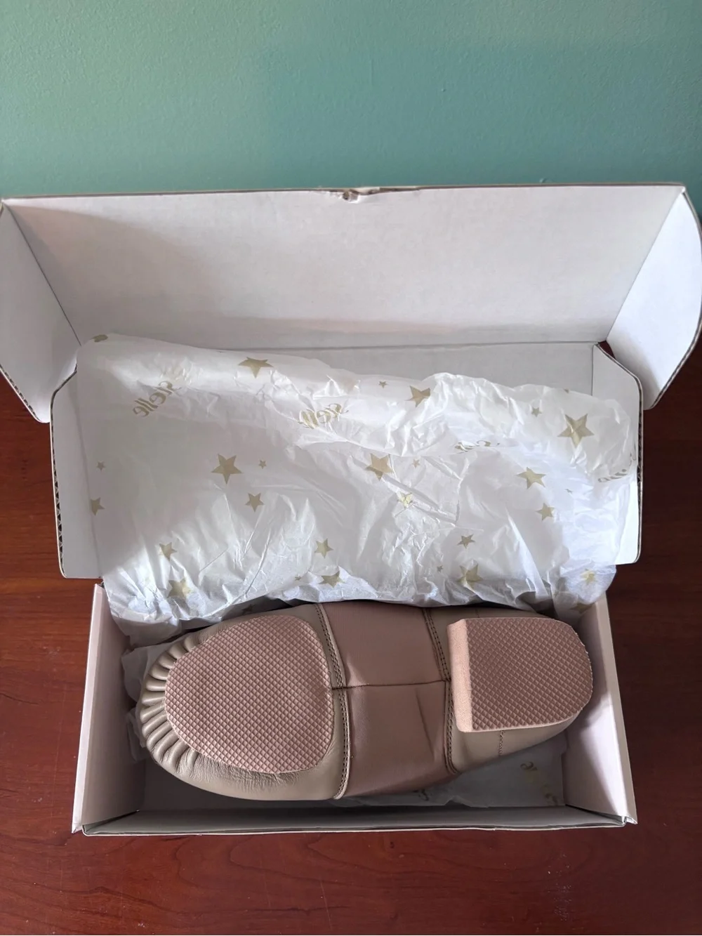 Stelle Girls Jazz Shoes. Tan Leather. Never worn. New in box. Size 2ML